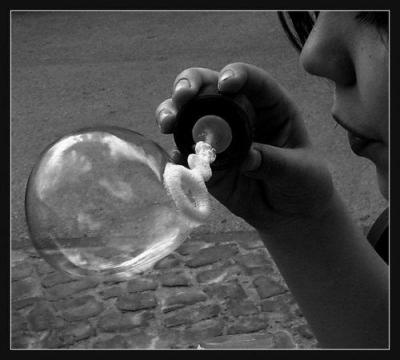 20100210071530-bomba-de-jabon.jpg
